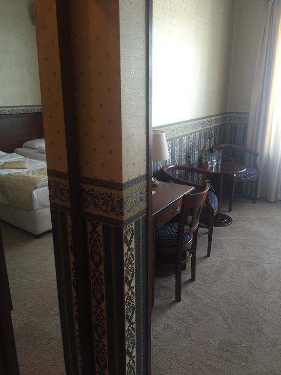 Chateau Montagne Hotel Troyan Trojan Zewnętrze zdjęcie