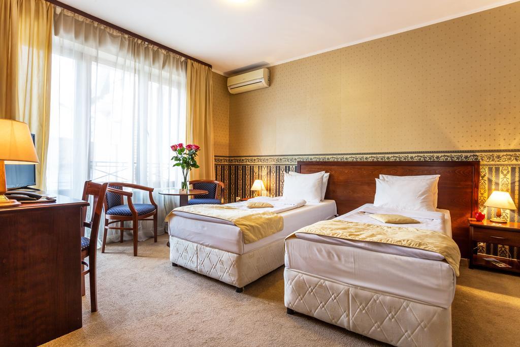 Chateau Montagne Hotel Troyan Trojan Zewnętrze zdjęcie