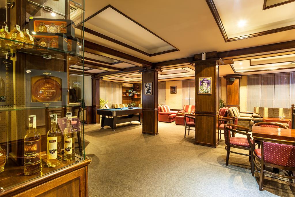 Chateau Montagne Hotel Troyan Trojan Zewnętrze zdjęcie